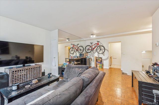 1250 North Avenue 115, New Rochelle, NY 10804