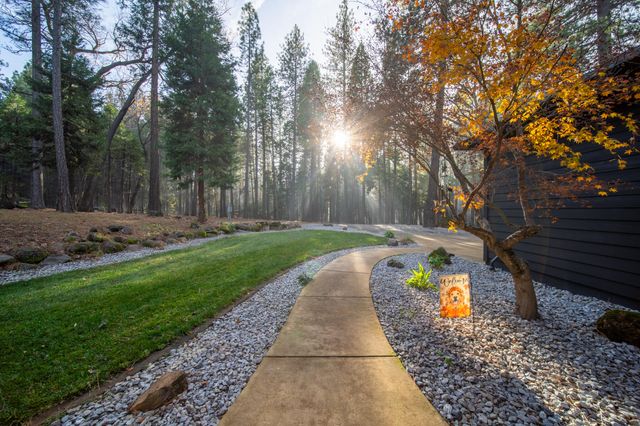 7795 Eastmoore Road, Shingletown, CA 96088