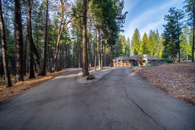 7795 Eastmoore Road, Shingletown, CA 96088