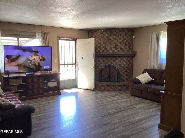 10424 NOLAN Drive, El Paso, TX 79924