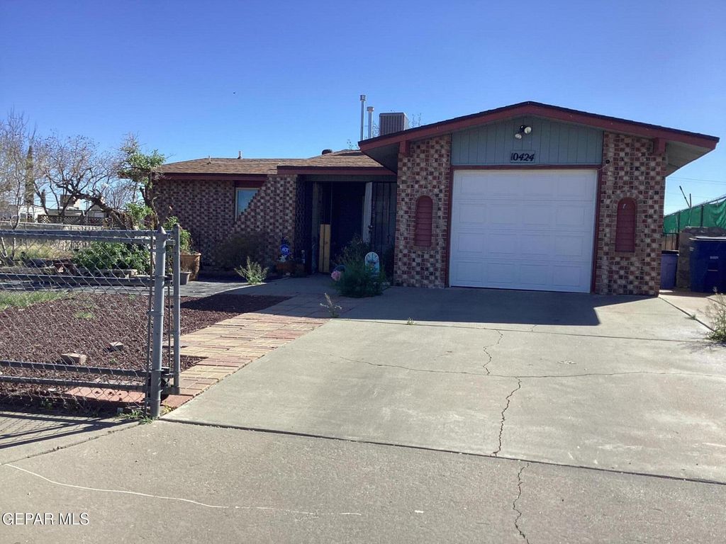 10424 NOLAN Drive, El Paso, TX 79924