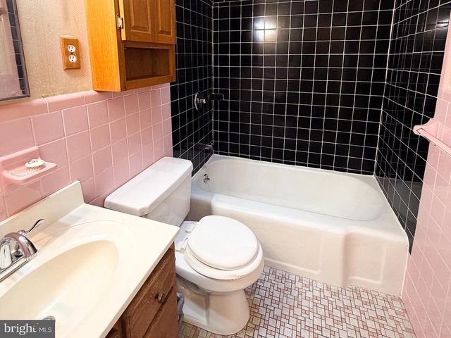 501 PAGE ST, West Deptford, NJ 08096