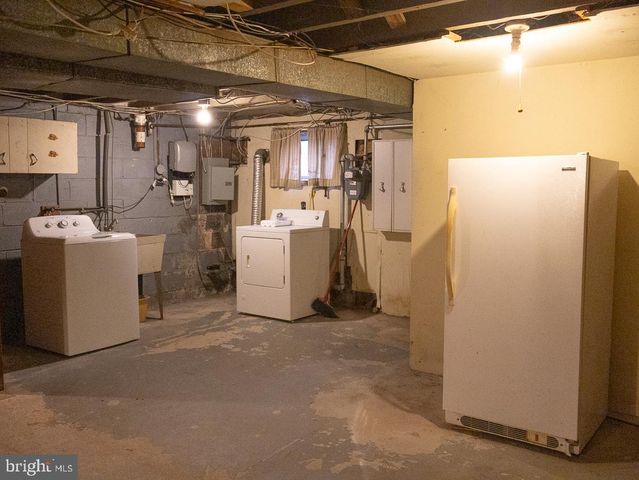 501 PAGE ST, West Deptford, NJ 08096