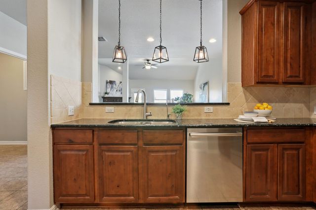 601 Stone View TRL, Austin, TX 78737