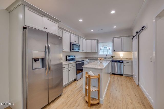 1681 Virginia Avenue, Kingsport, TN 37664