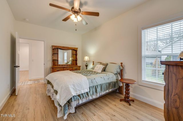 1681 Virginia Avenue, Kingsport, TN 37664