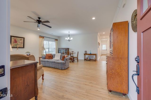 1681 Virginia Avenue, Kingsport, TN 37664