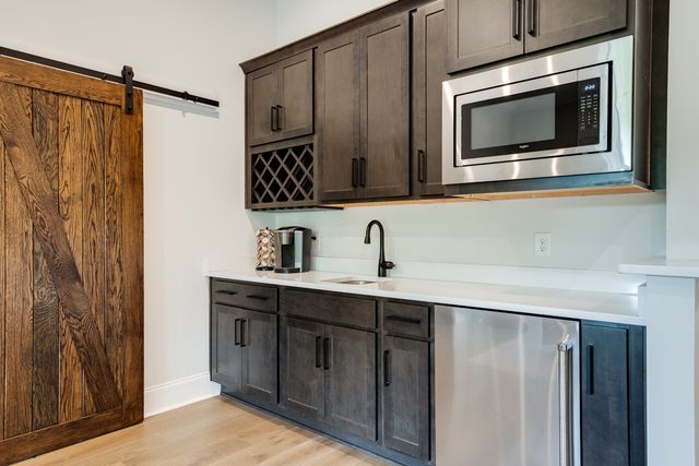 1920 Campfire Ct, Brentwood, TN 37027