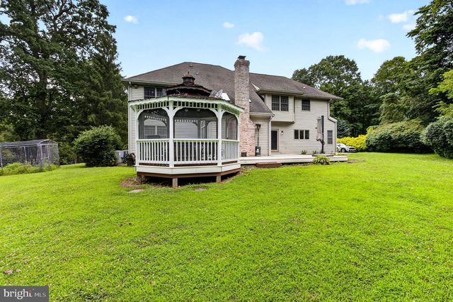 15 SCENIC DR, Ewing, NJ 08628