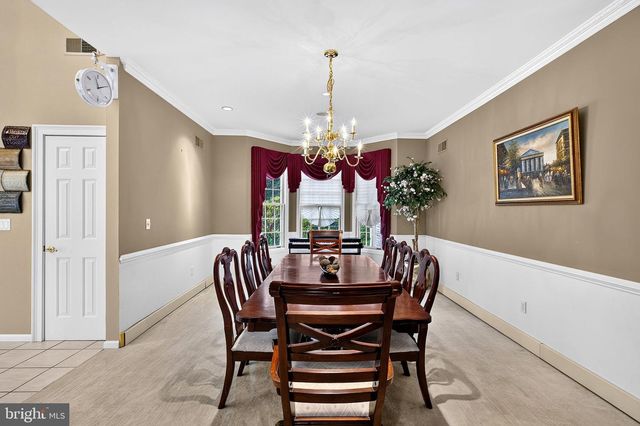 15 SCENIC DR, Ewing, NJ 08628
