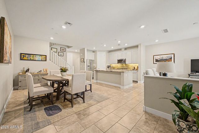 3855 S MCQUEEN Road 92, Chandler, AZ 85286