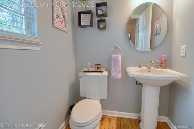 1063 Stable Lane, South Lyon, MI 48178
