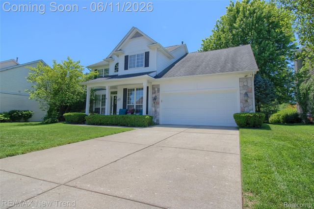 1063 Stable Lane, South Lyon, MI 48178