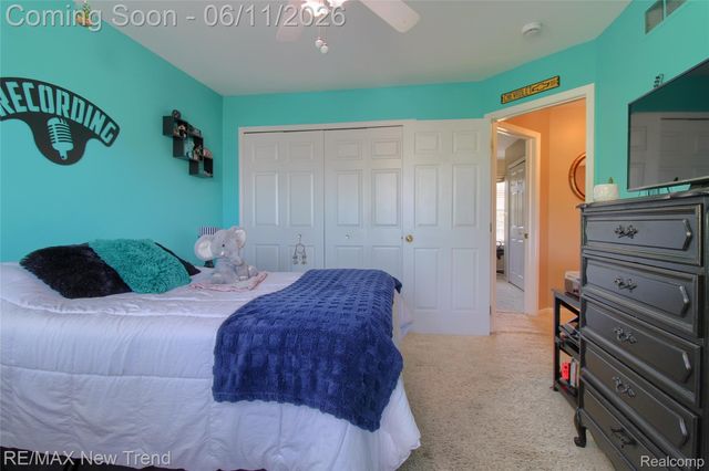 1063 Stable Lane, South Lyon, MI 48178