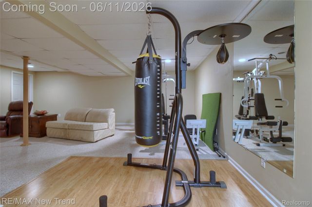 1063 Stable Lane, South Lyon, MI 48178