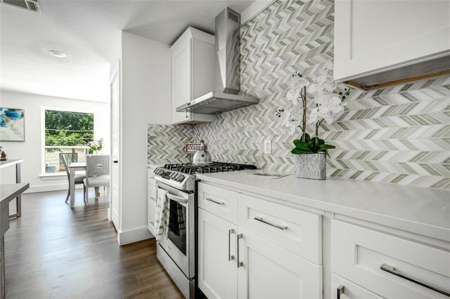 2011 Kirby Street 105, Dallas, TX 75204