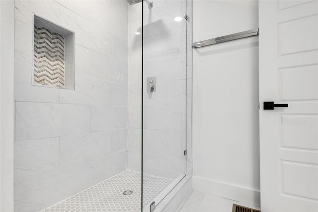 2011 Kirby Street 105, Dallas, TX 75204