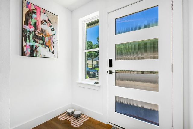 2011 Kirby Street 105, Dallas, TX 75204