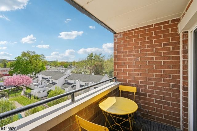 44 Iron Forge Sq 44, Pompton Lakes Boro, NJ 07442