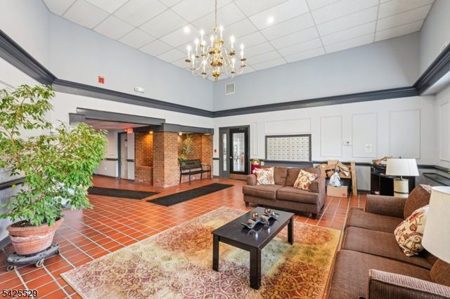 44 Iron Forge Sq 44, Pompton Lakes Boro, NJ 07442