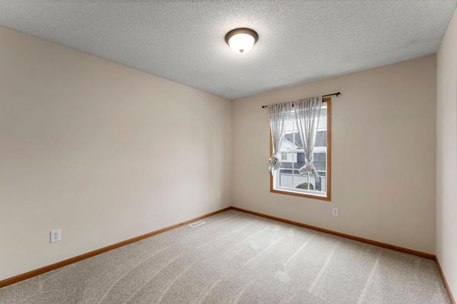 6708 Narcissus Lane N, Maple Grove, MN 55311