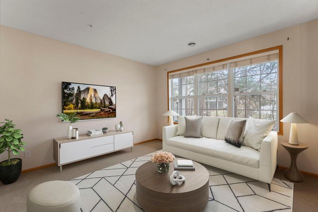 6708 Narcissus Lane N, Maple Grove, MN 55311