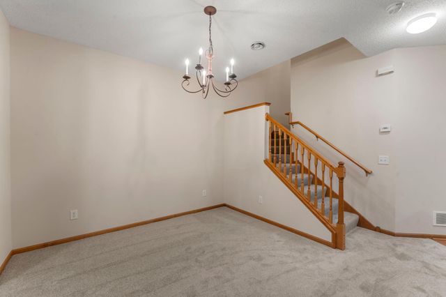 6708 Narcissus Lane N, Maple Grove, MN 55311