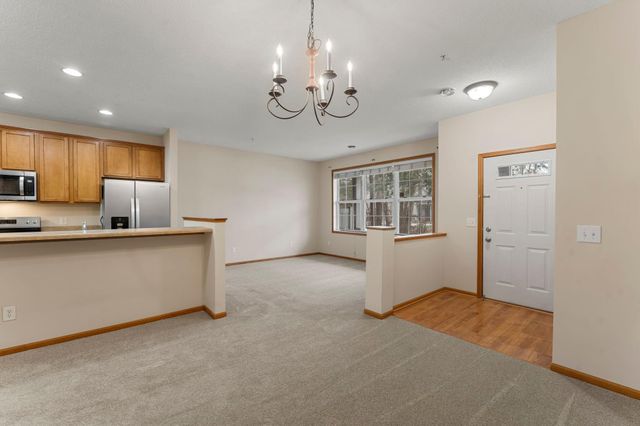 6708 Narcissus Lane N, Maple Grove, MN 55311