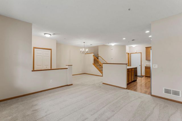 6708 Narcissus Lane N, Maple Grove, MN 55311