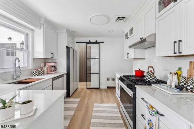151 Minna Ave, Woodbridge Twp., NJ 07001