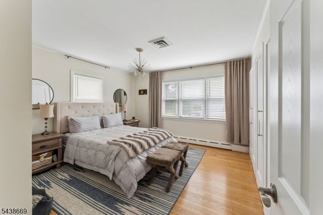 151 Minna Ave, Woodbridge Twp., NJ 07001