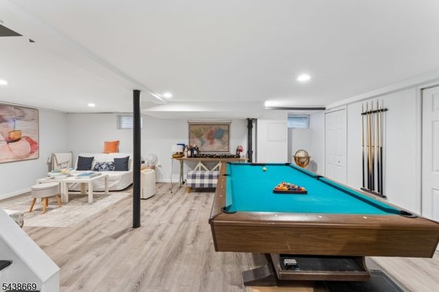 151 Minna Ave, Woodbridge Twp., NJ 07001