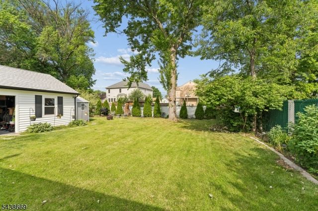 151 Minna Ave, Woodbridge Twp., NJ 07001
