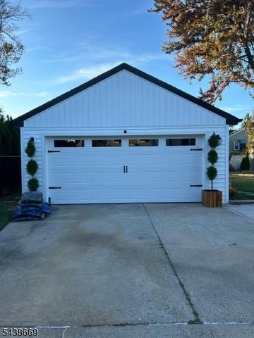 151 Minna Ave, Woodbridge Twp., NJ 07001