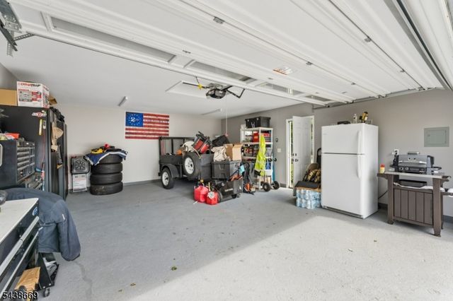 151 Minna Ave, Woodbridge Twp., NJ 07001