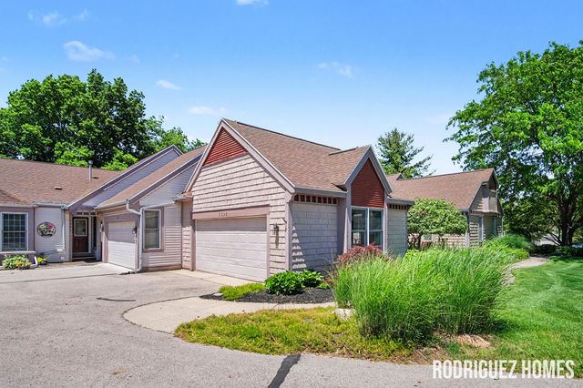 3393 English Hills Drive Nw, City Of Walker, MI 49544