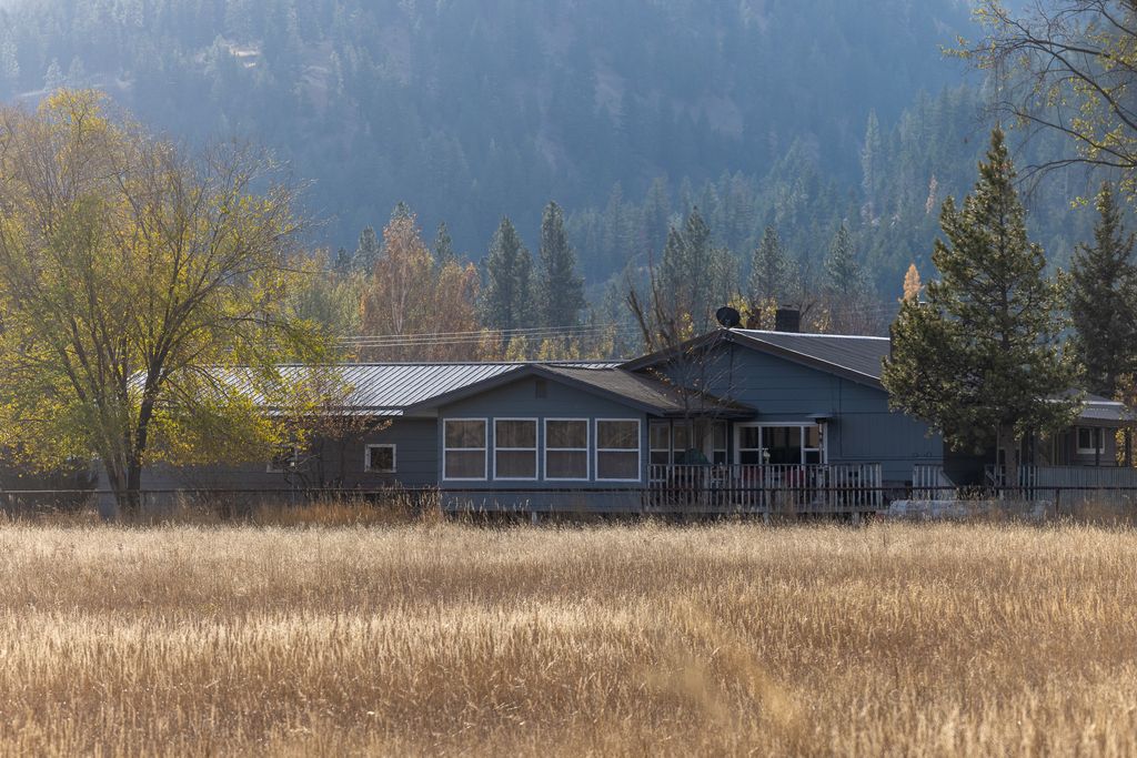 3690 Big Flat Road, Missoula, MT 59804 photo 25