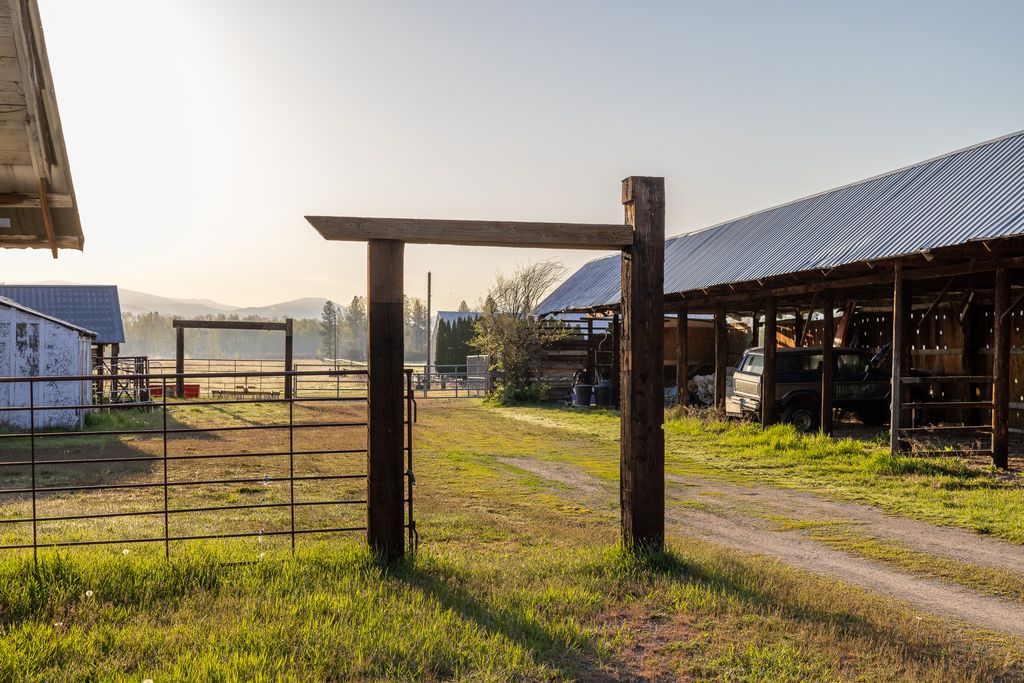 3690 Big Flat Road, Missoula, MT 59804 photo 52