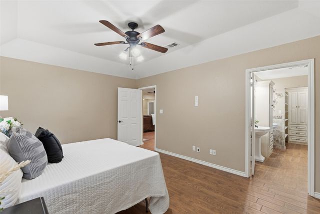 1024 Summit Drive, Justin, TX 76247