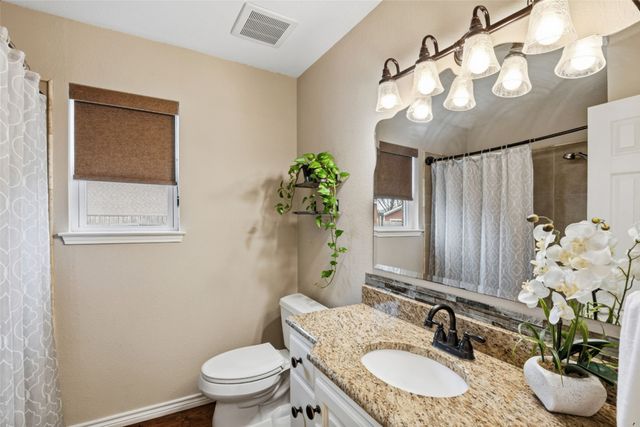 1024 Summit Drive, Justin, TX 76247