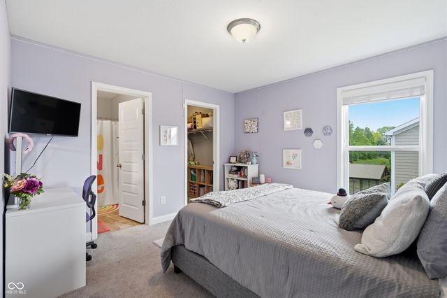 692 Ridge Gate Drive, Brownsburg, IN 46112