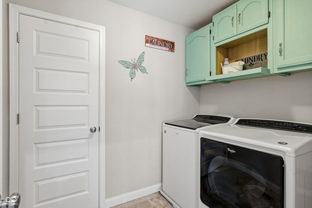 692 Ridge Gate Drive, Brownsburg, IN 46112