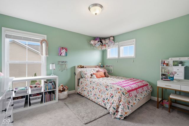 692 Ridge Gate Drive, Brownsburg, IN 46112