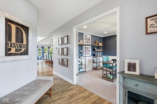 692 Ridge Gate Drive, Brownsburg, IN 46112
