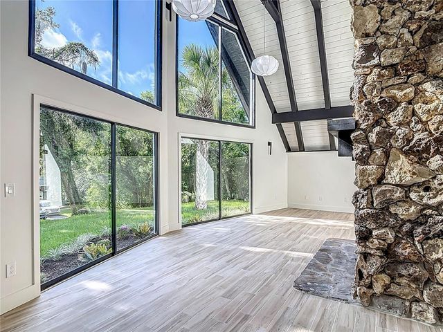 128 S MONTGOMERY AVENUE, Deland, FL 32720