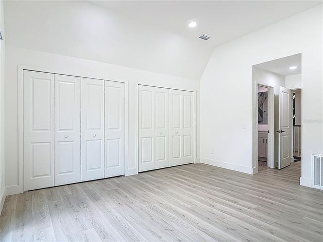 128 S MONTGOMERY AVENUE, Deland, FL 32720