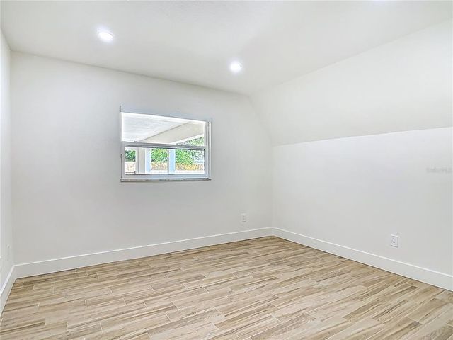128 S MONTGOMERY AVENUE, Deland, FL 32720
