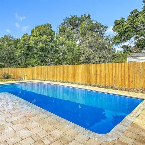 128 S MONTGOMERY AVENUE, Deland, FL 32720