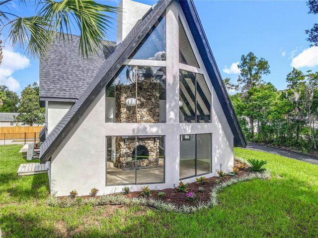 128 S MONTGOMERY AVENUE, Deland, FL 32720