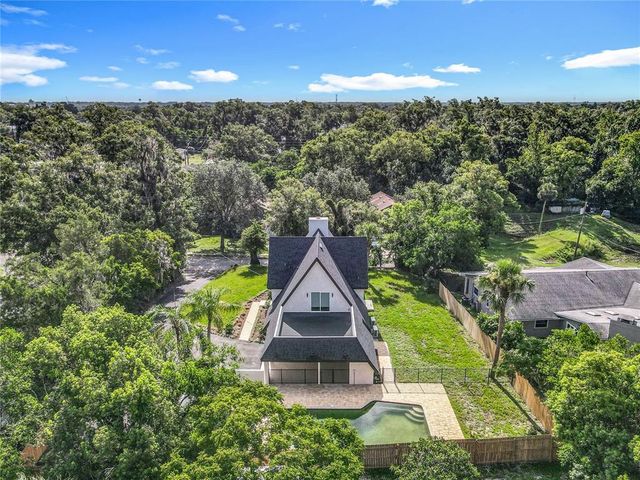 128 S MONTGOMERY AVENUE, Deland, FL 32720